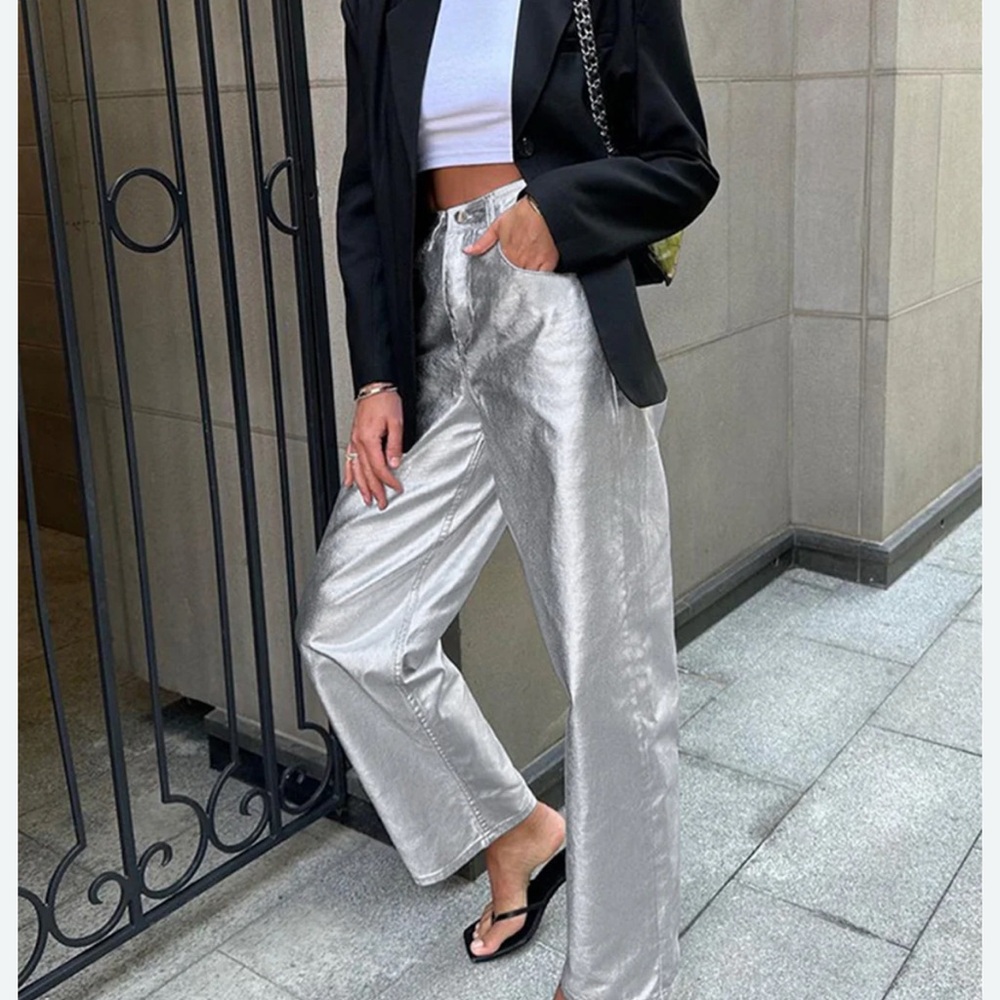 Commense Silver Straight Leg Pants Medium
